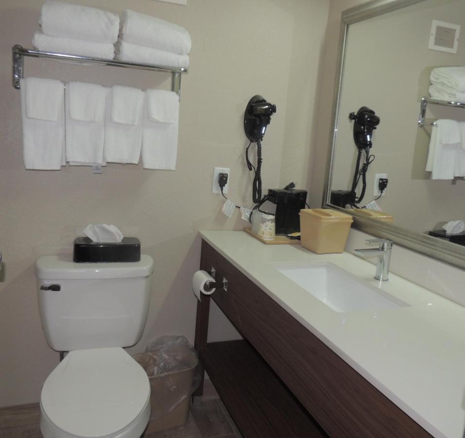 Quality Inn Rochester Exterior photo