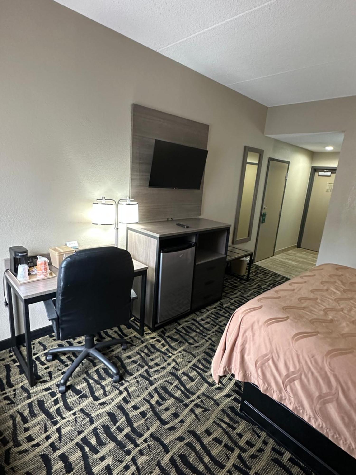 Quality Inn Rochester Exterior photo